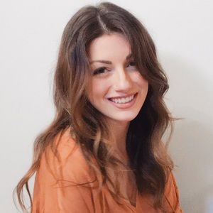 Meet your Posher, Stefanie